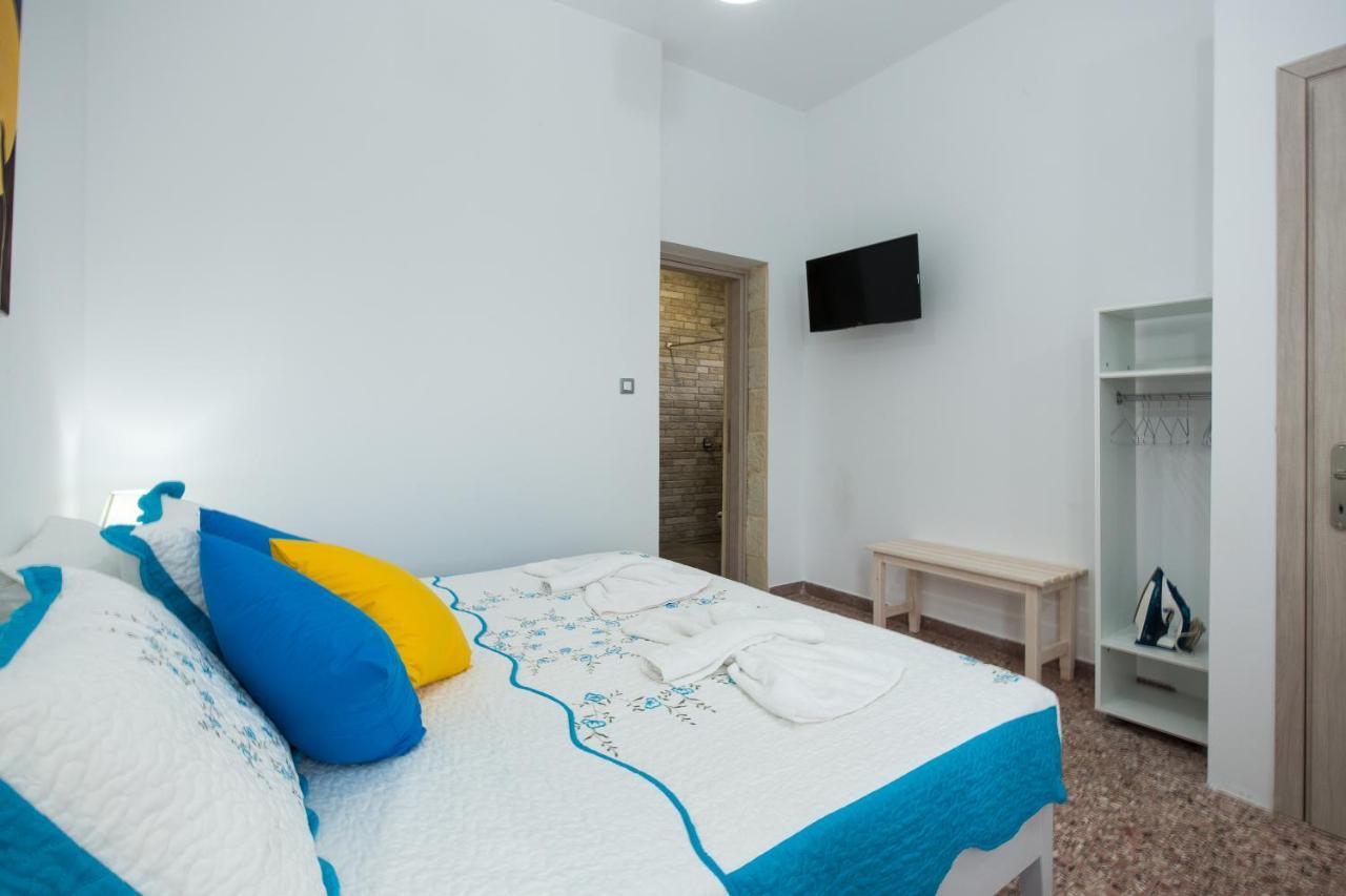Androniki Residense Villa Kolimvarion Exteriör bild