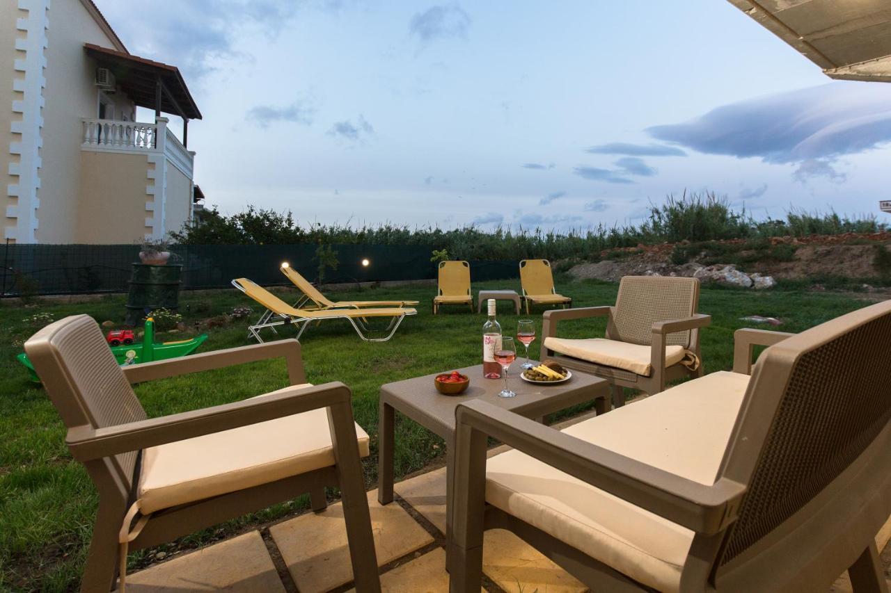 Androniki Residense Villa Kolimvarion Exteriör bild